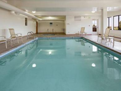 Hotel Days & By Wyndham International Airport 2*
